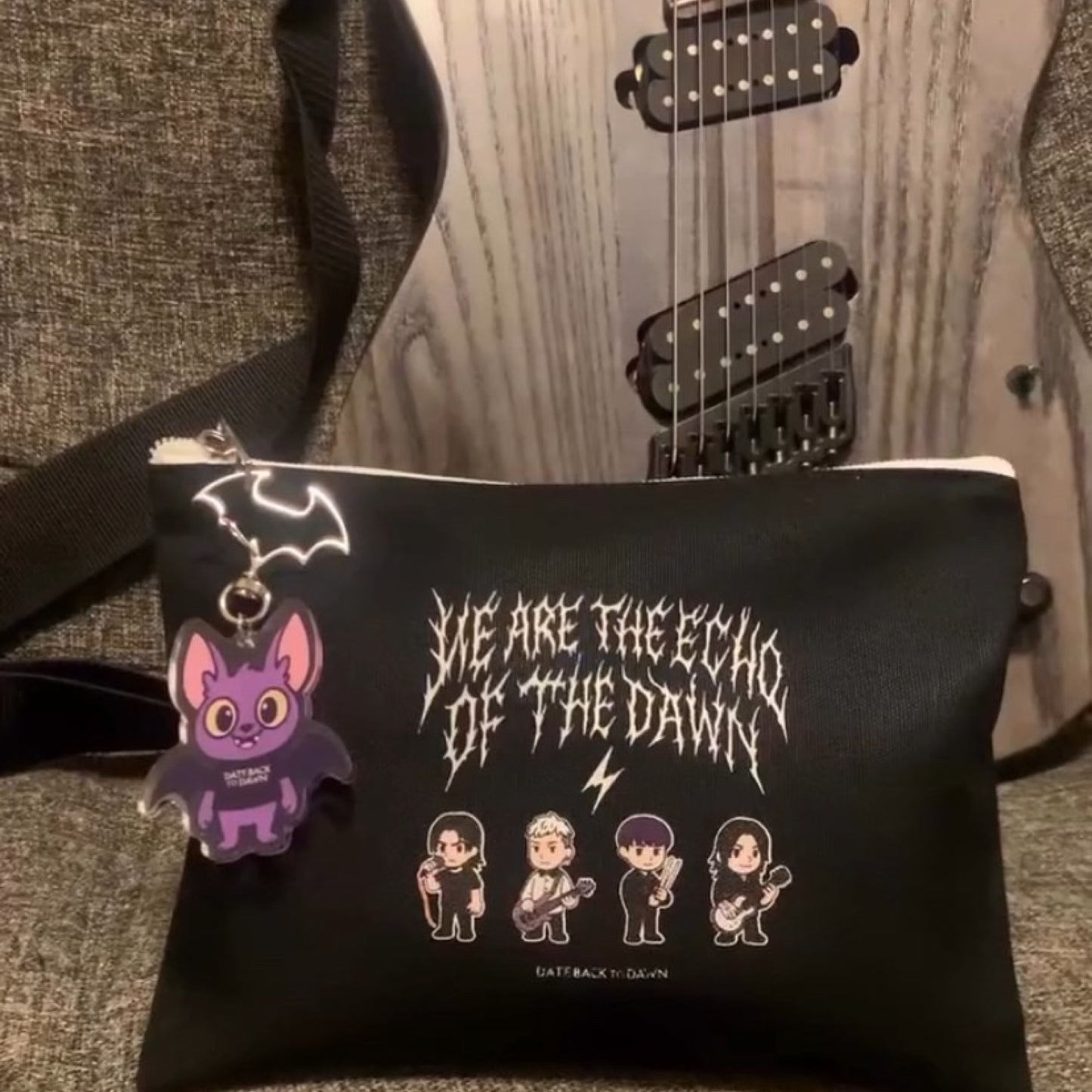 KURO キーホルダー